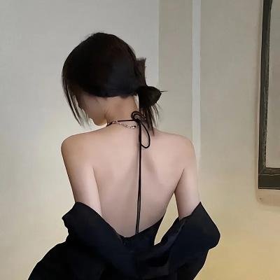 女猫